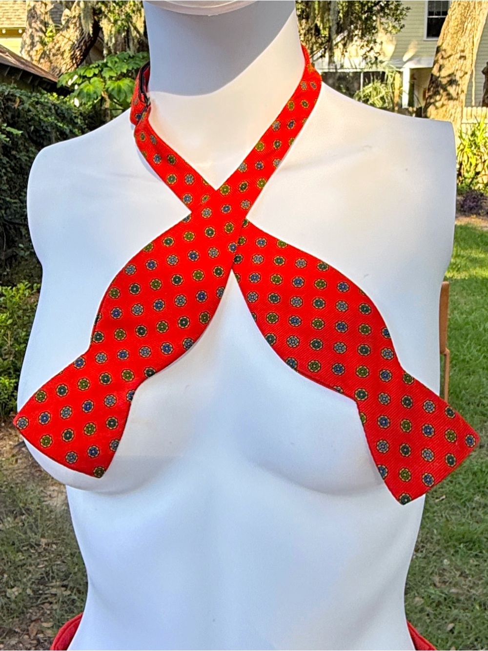 R. Hanauer Silk Bow Tie Red Medallion Foulard Self Tie Adjustable USA Classic